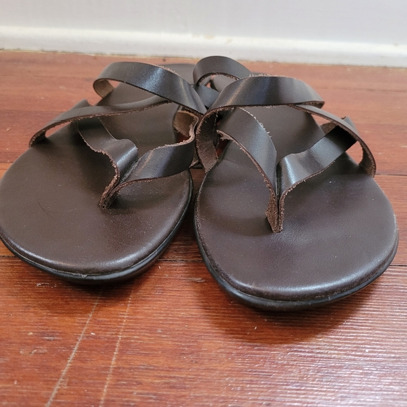 Predictions size 7 sandals - Picture 1 of 5